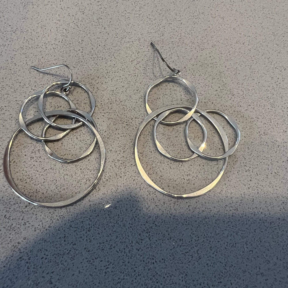 Circle hoop earrings